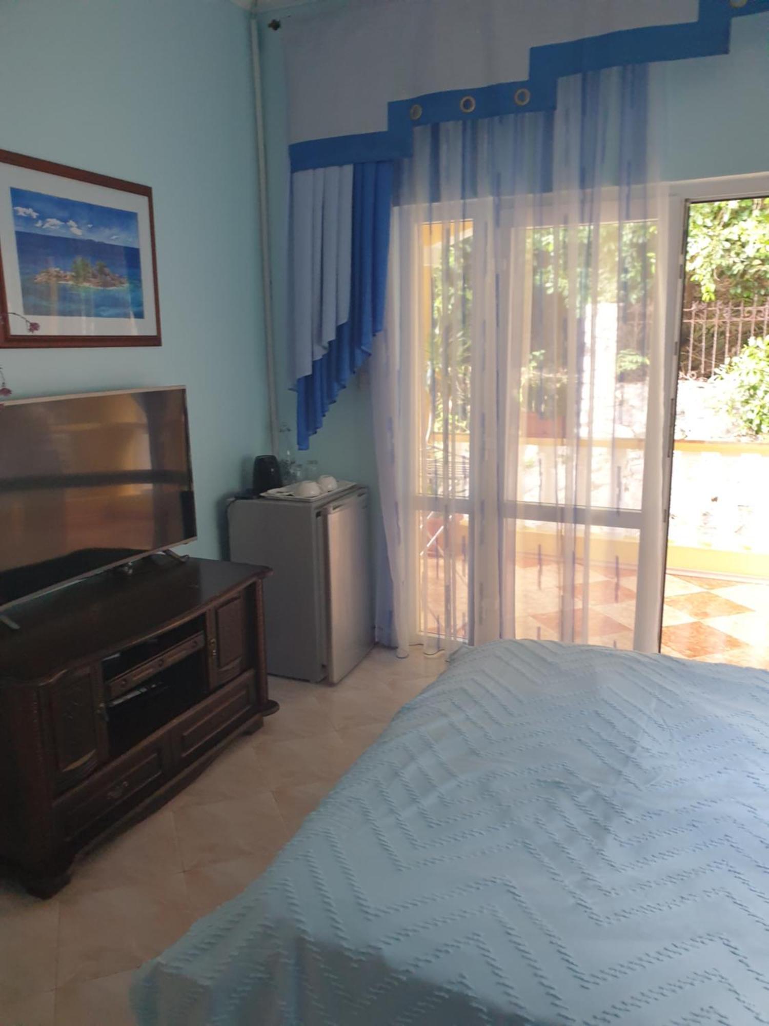 Seybreeze Villa Anse Royale Exterior foto